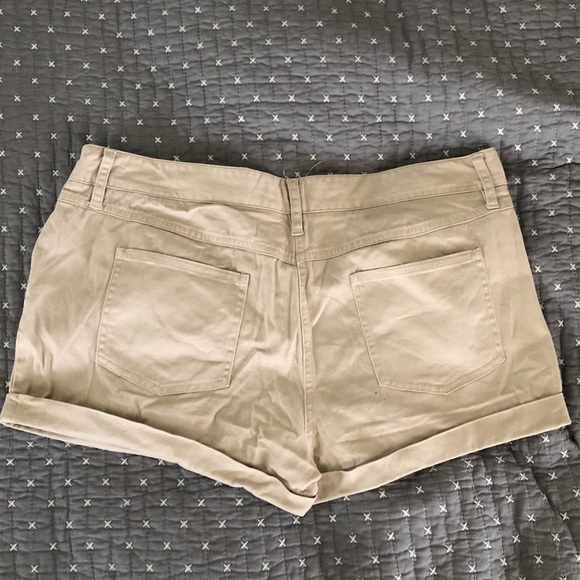 Forever 21 shorts size large like new - Picture 3 of 3